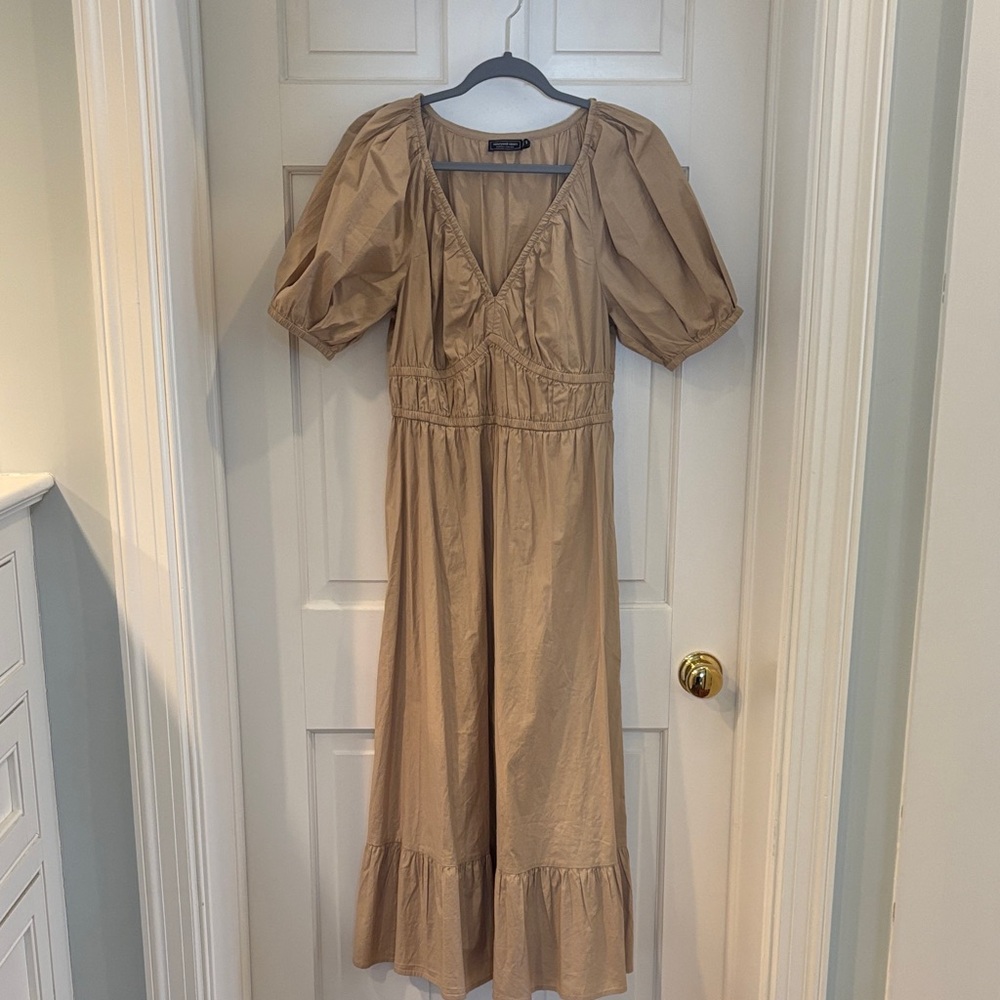 Vineyard Vines midi puff sleeve dress
